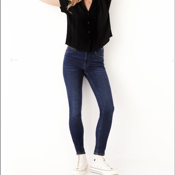 Frank & Oak The Debbie Ultra-Stretch Skinny Jean in Dark Indigo Size 28 - Picture 4 of 11